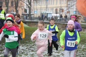 Nele und Tobi beim Start Kinder U10